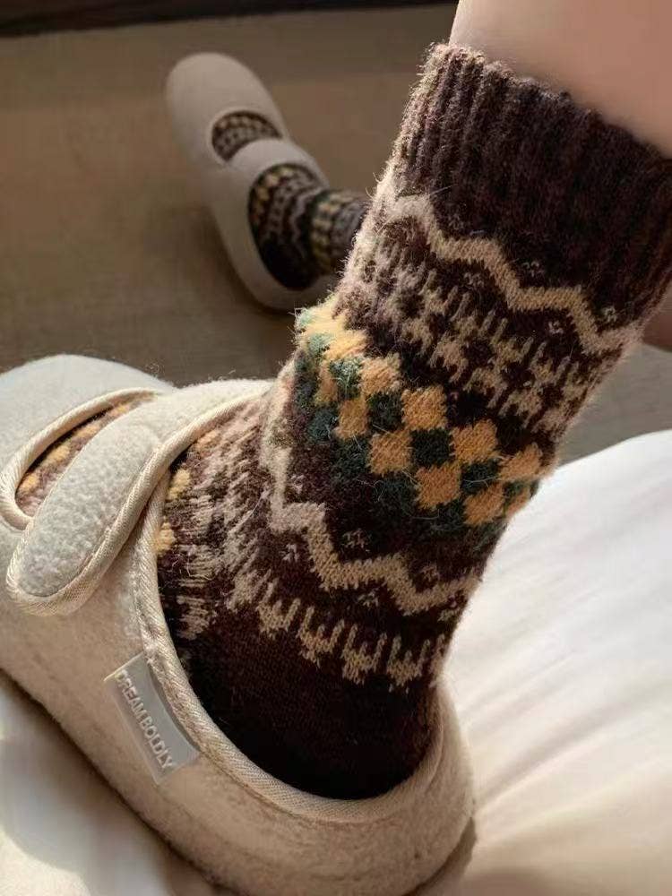 Funkyrel® Atzbranding Limited - Rufia - Nordic Patchwork Knit Crew Socks