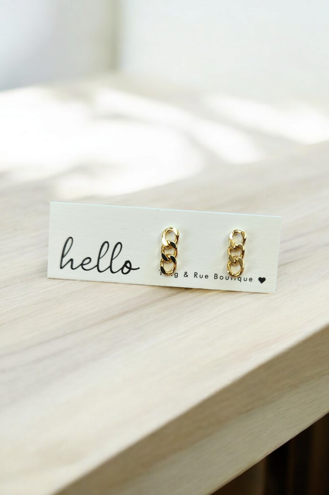 Twig & Rue boutique - Dainty link earrings