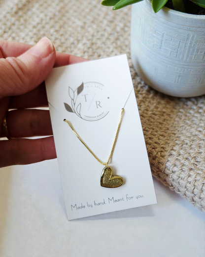 Twig & Rue boutique - Gold heart necklace