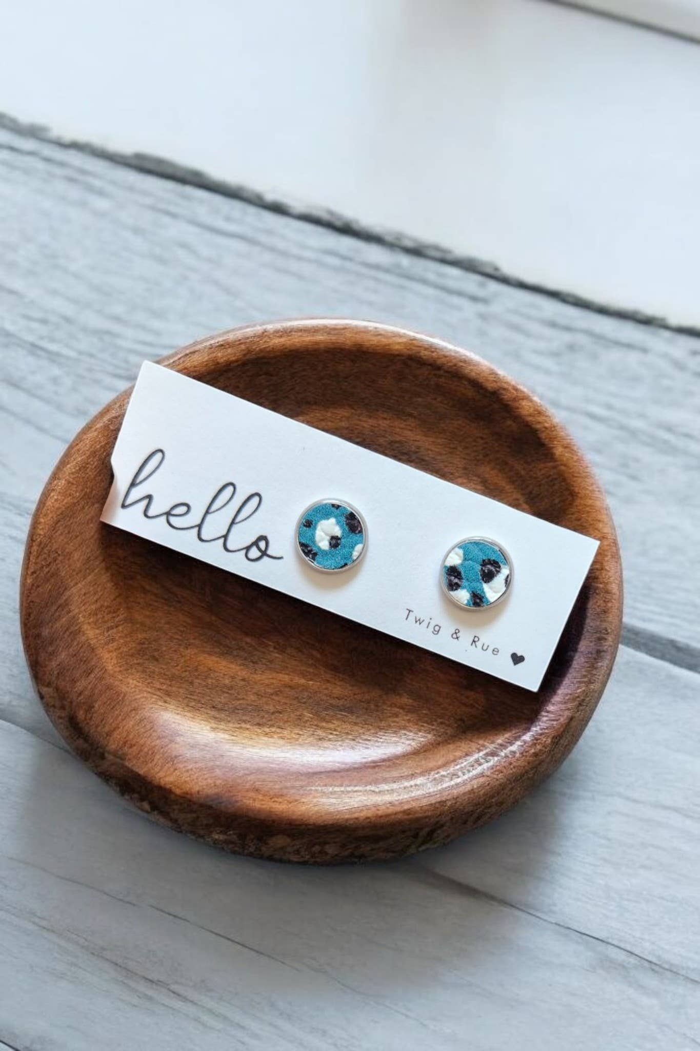 Twig & Rue boutique - Leather button studs| Pattern collection
