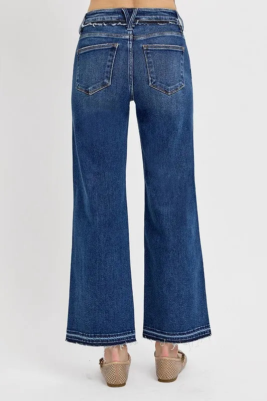 e536c2ab-b237-4d81-8b70-be796cfe51ae-Max