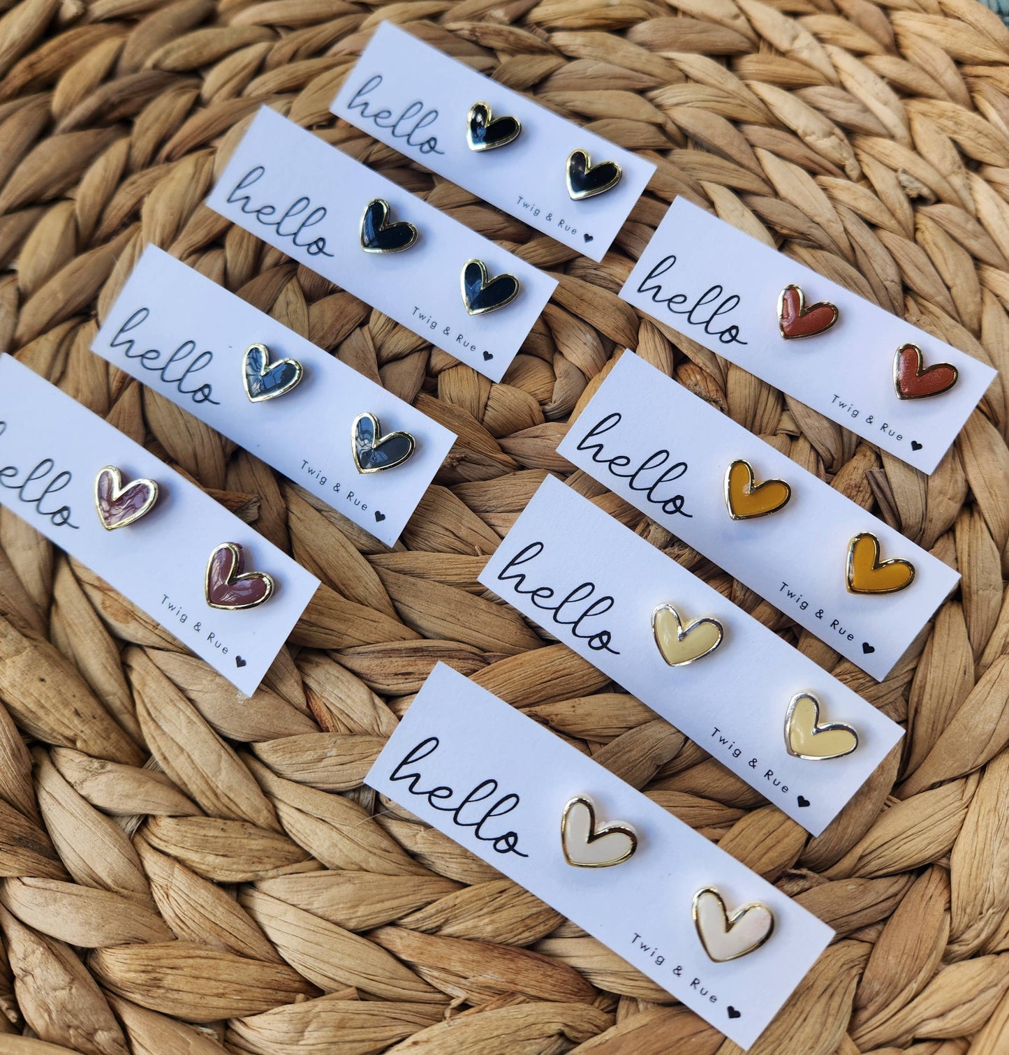 Twig & Rue boutique - Gold heart necklace