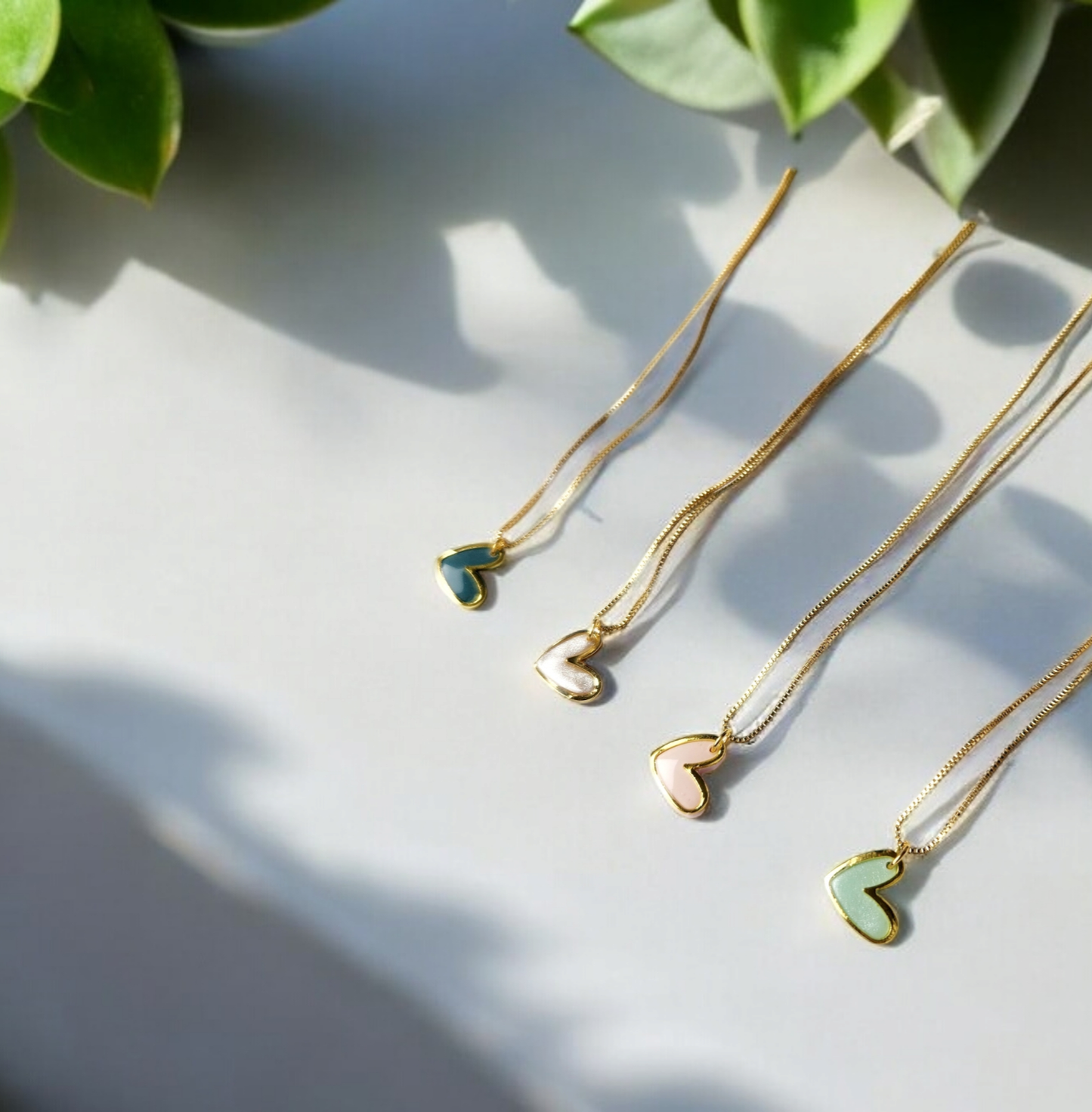 Twig & Rue boutique - Gold heart necklace